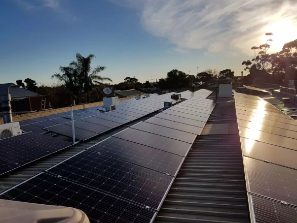 太陽能發(fā)電板廠家