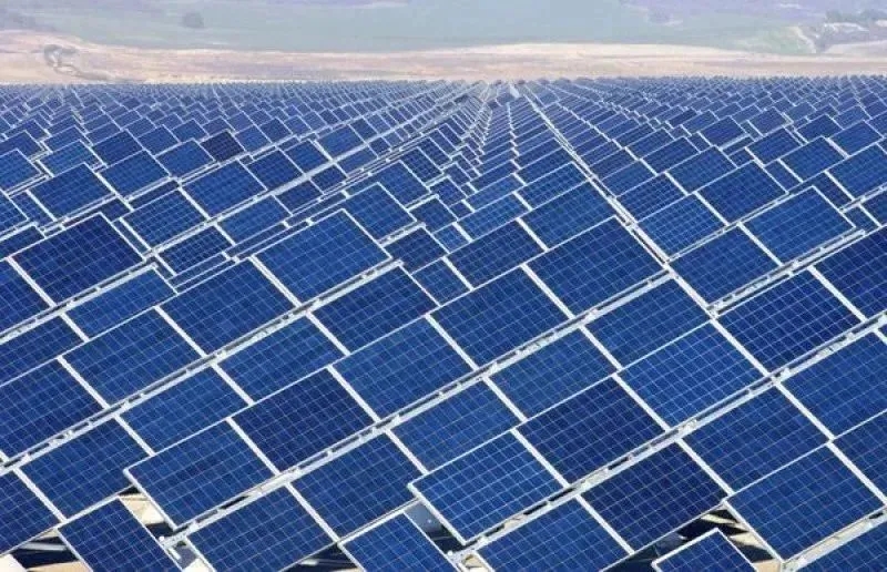 關(guān)注巧用太陽能發(fā)電便利又環(huán)保(圖1) 發(fā)電