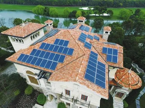 揭穿各種關于光伏發電的謠言!(圖1) 光伏發電設備